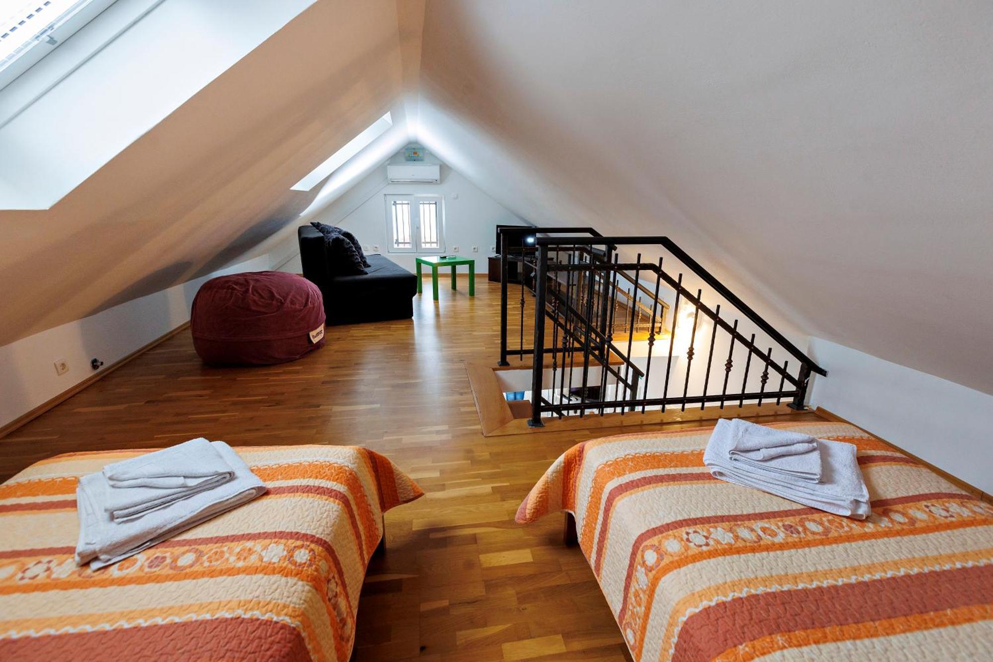 Apartments Baricevic Bol Eksteriør bilde