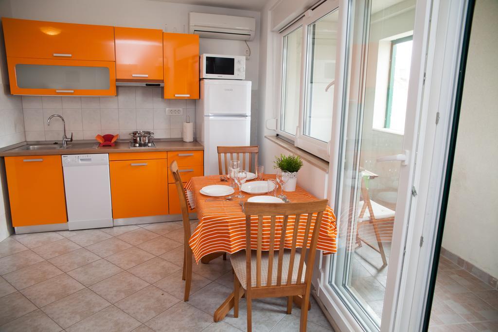 Apartments Baricevic Bol Eksteriør bilde